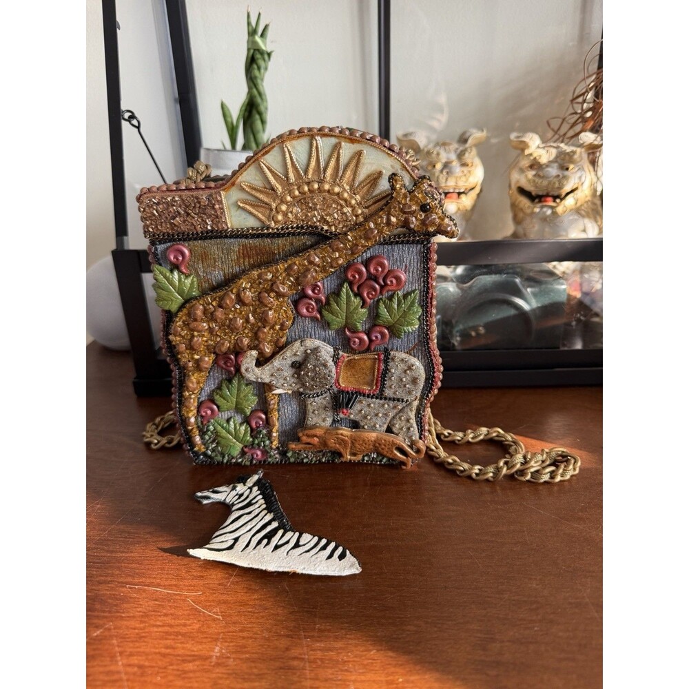 VTG Mary Frances 1738 PURSE Crossbody Chain -Africa Zebra, Giraffe,Elephant READ - Picture 2 of 11